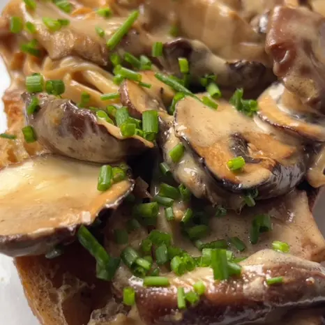 Mushrooms on Toast with Fermented Soy Bean