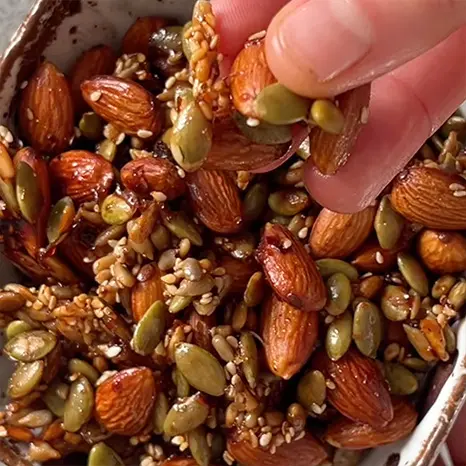 PECO Sweet & Spicy Nuts